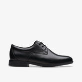 Jonwin Step Youth Black Leather | Clarks